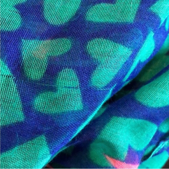 Blue & Green Heart Pattern Infinity Scarf - Picture 5 of 5